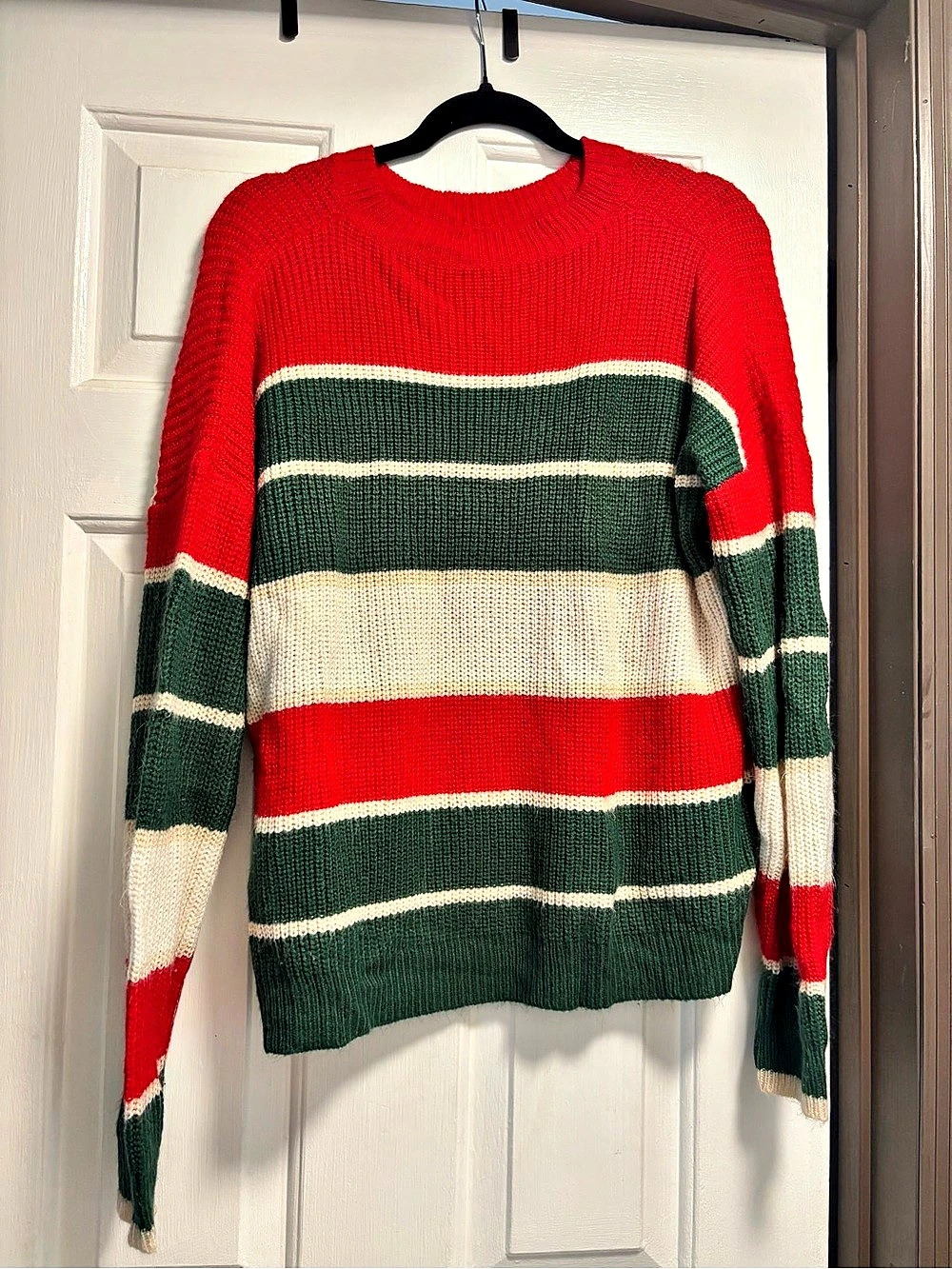Striped Sweater Red & Green Size Medium